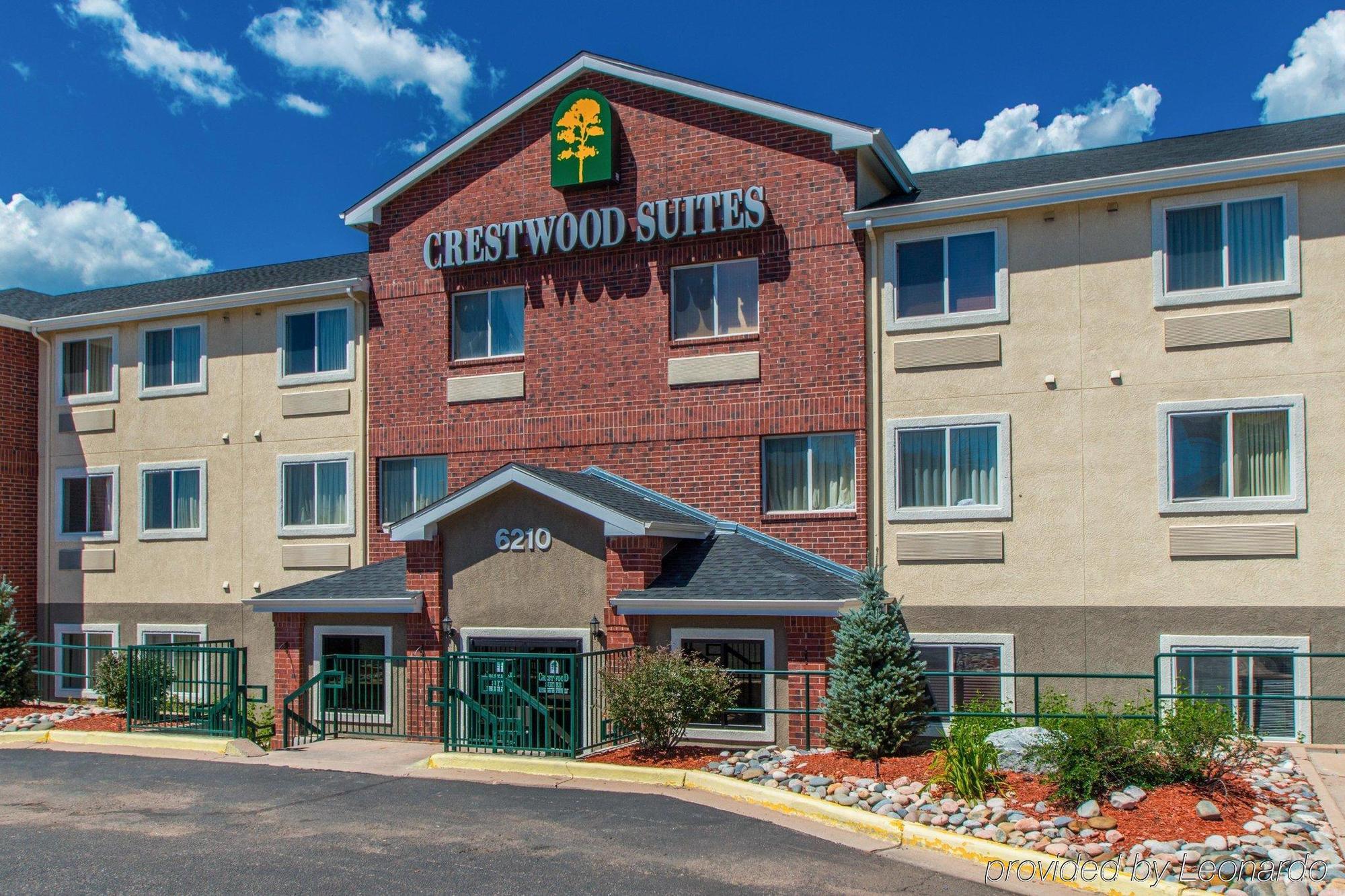 Intown Suites Extended Stay Колорадо-Спрингс Экстерьер фото